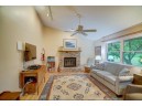 7942 W Oakbrook Cir, Madison, WI 53717