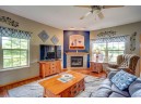 722 Clardell Dr, Sun Prairie, WI 53590