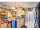 722 Clardell Dr, Sun Prairie, WI 53590