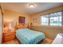 722 Clardell Dr, Sun Prairie, WI 53590