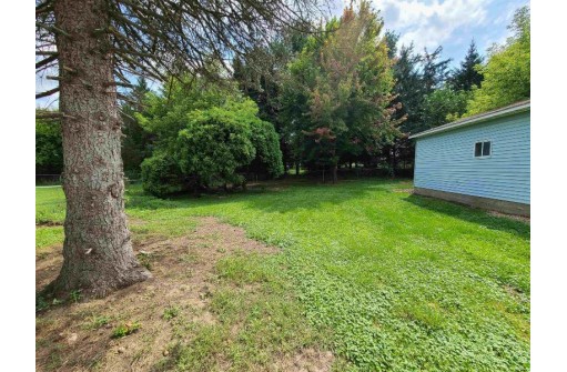 2117 Rockport Rd, Janesville, WI 53548