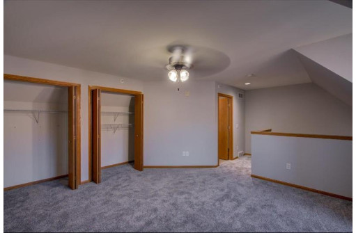 62 S Gardens Way, Madison, WI 53711