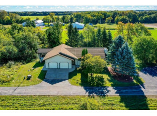 2736 County Road T Sun Prairie, WI 53590