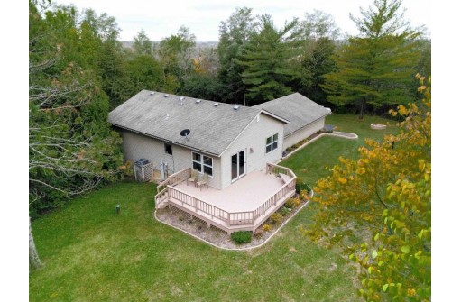 N6815 County Road Q, Lake Mills, WI 53551