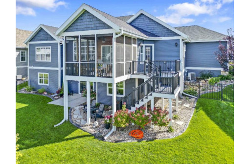 1109 Water Wheel Dr, Waunakee, WI 53597