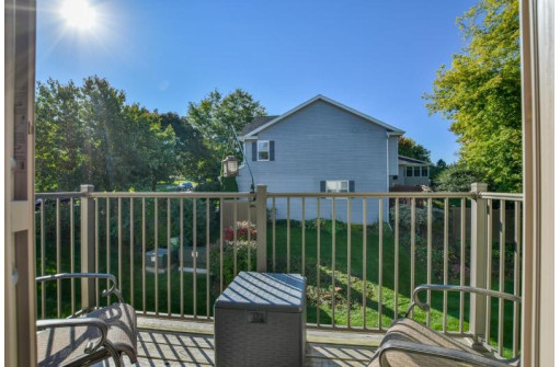 2663 Castle Rock Dr, Fitchburg, WI 53711