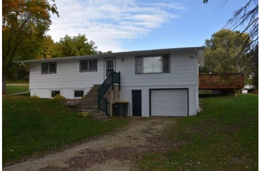 2000 Hillside Dr, Richland Center, WI 53581