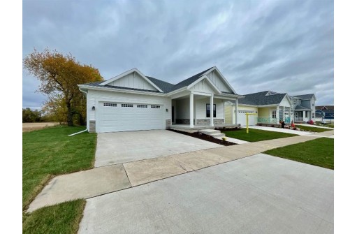 3094 Triumph Dr, Sun Prairie, WI 53590