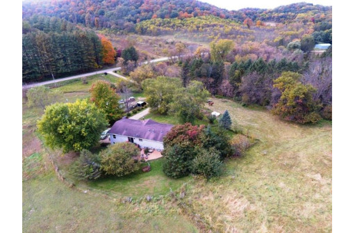 22128 County Road Dd, Richland Center, WI 53581