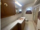 2512 Crestview Dr, Beloit, WI 53511