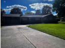 2512 Crestview Dr, Beloit, WI 53511