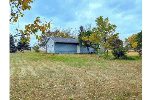 934 S Fremont St, Prairie Du Chien, WI 53821