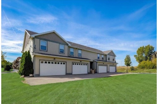 205 Wyalusing Dr, Madison, WI 53718