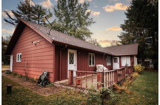 N3470 Williams Dr, Montello, WI 53949