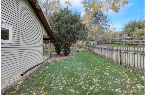 5302 South Ridge Way, Middleton, WI 53562