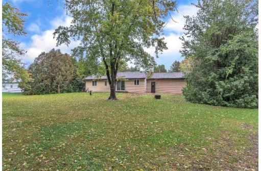 4122 S Tracey Rd, Janesville, WI 53546