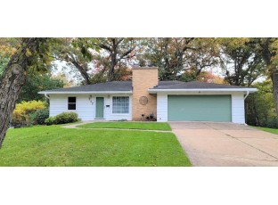 717 Glenview Dr Madison, WI 53716