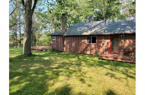 1350B Gem Ct, Wisconsin Dells, WI 53965