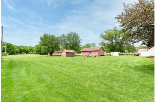 513 N Margaret St, Markesan, WI 53946