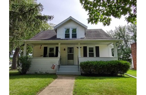 603 Park St, Ripon, WI 54971