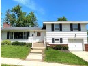 103 Elroy St, Elroy, WI 53929-1405