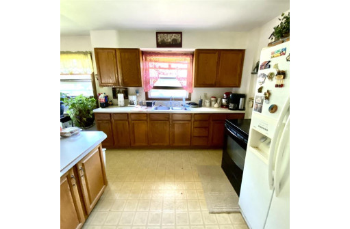 1515 W State St, Janesville, WI 53546