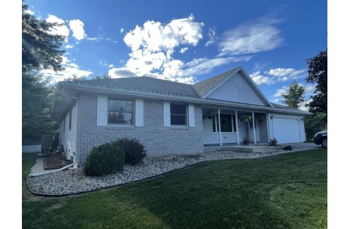 1509 Wheelihan Ave, Necedah, WI 54646