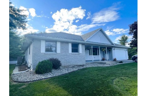 1509 Wheelihan Ave, Necedah, WI 54646