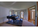 5803 Sandhill Dr, Middleton, WI 53562