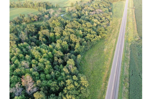 22 AC Hwy 127, Portage, WI 53901