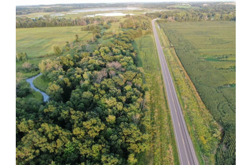 22 AC Hwy 127, Portage, WI 53901