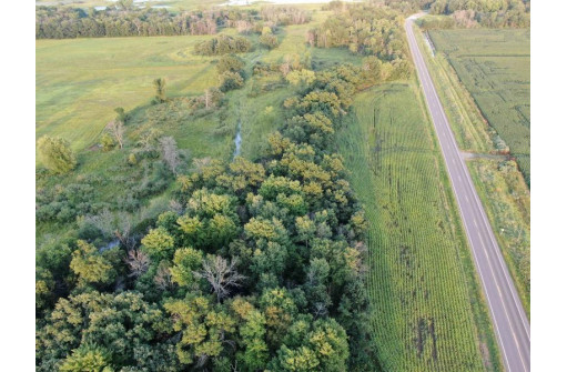 22 AC Hwy 127, Portage, WI 53901