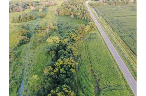 22 AC Hwy 127, Portage, WI 53901