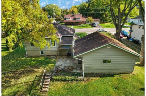 320 N Stevenson St, DeForest, WI 53532