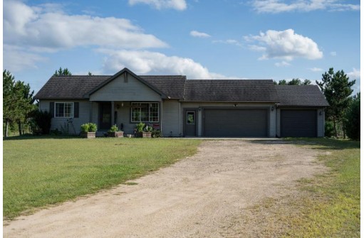 W5575 Bills Ln, Necedah, WI 54646