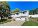 913 Greenwich Dr, Madison, WI 53711