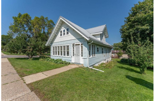 332 Mechanic St, Hillsboro, WI 54634