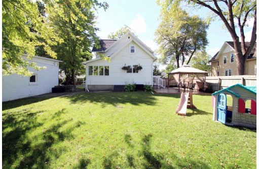 311 Fargo St, Lake Mills, WI 53551