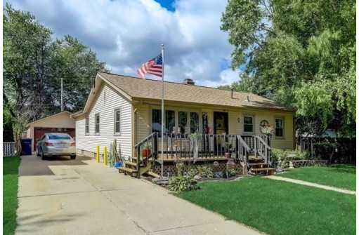 1316 S Grant Ave, Janesville, WI 53546