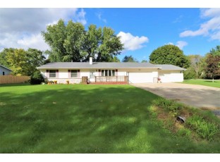 4260 Pella Ln McFarland, WI 53558