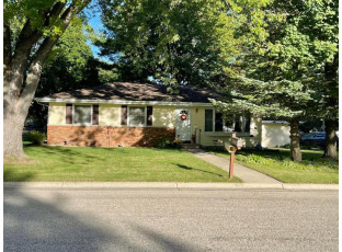 1501 Sawyer Rd Stoughton, WI 53589