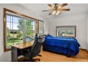 3072 Larsen Rd, Madison, WI 53711