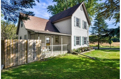 3072 Larsen Rd, Madison, WI 53711