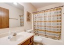 1009 Monteray Ln, Waunakee, WI 53597