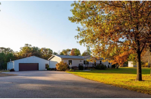 W5030 Lucy Ln, Necedah, WI 54646