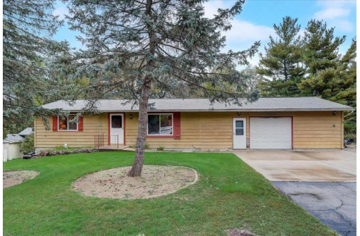 W11086 Deer Run Dr, Lodi, WI 53555