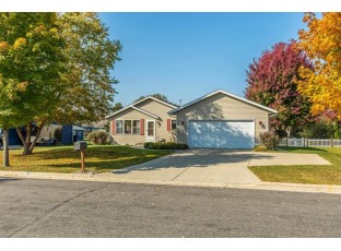 73 Debbie Dr Evansville, WI 53536