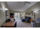 1028 S Sunnyvale Ln E, Madison, WI 53713