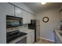 1028 S Sunnyvale Ln E, Madison, WI 53713