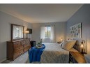 1028 S Sunnyvale Ln E, Madison, WI 53713